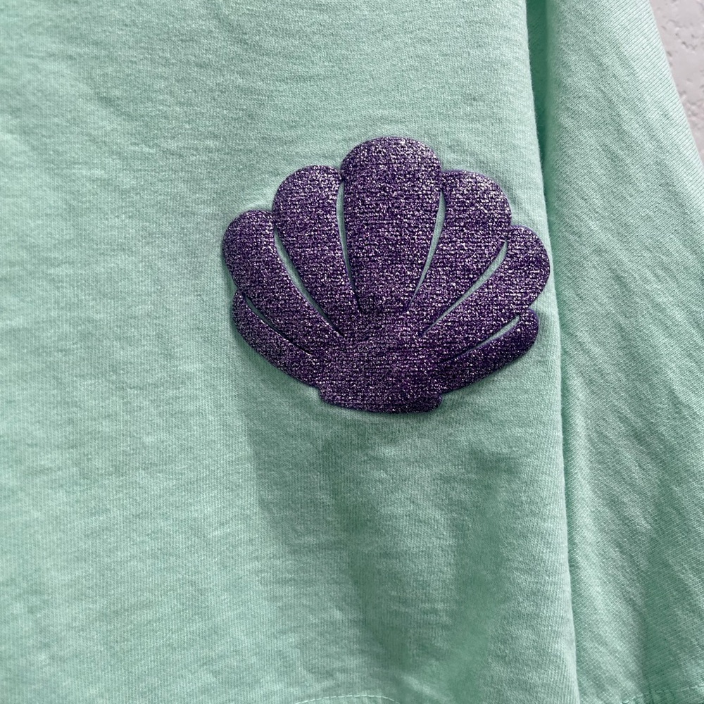Disneyland Resort Little Mermaid Princess Spirit Jersey Size M Disney Parks - Picture 2 of 5